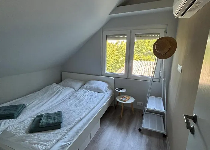 Kékzug Apartman